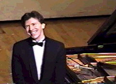 Gibbons acknowledging standing ovations during his 1999 US tour